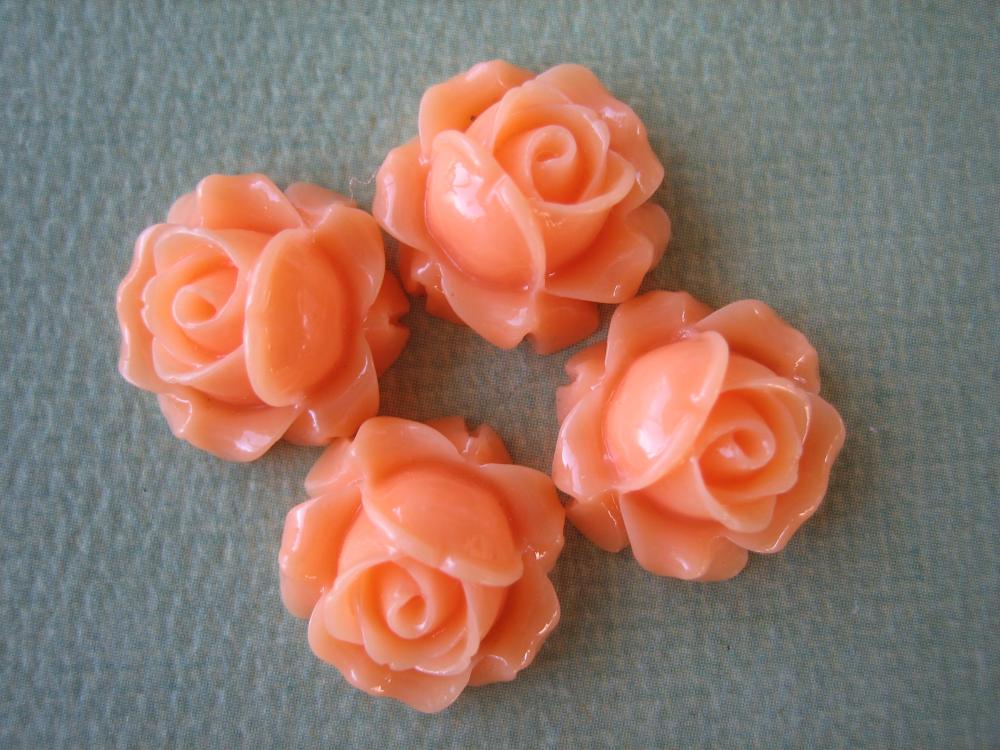 4PCS - Cabbage Rose Flower Cabochons - 15mm - Resin - Lilac - Findings by ZARDENIA 