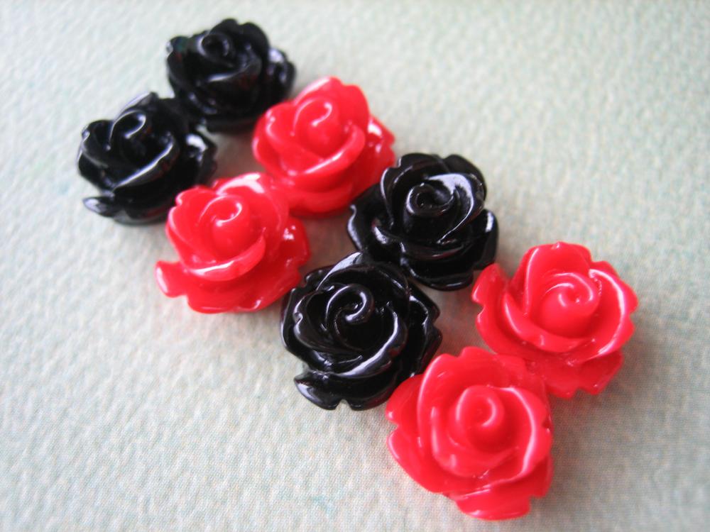 8PCS - Mini Rose Flower Cabochons - 10mm - Resin - Red and Black - Cabochons by ZARDENIA