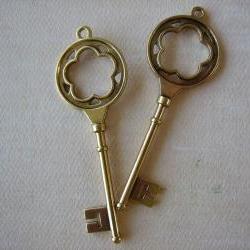 2PCS - Gold Color Key Charms - Lead and Nickel Free - 77mm - Findings by ZARDENIA