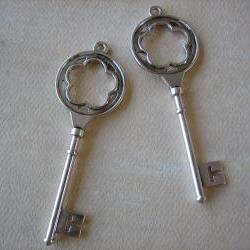 2PCS - Antique Silver Key Charms - Lead and Nickel Free - 77mm - Findings by ZARDENIA